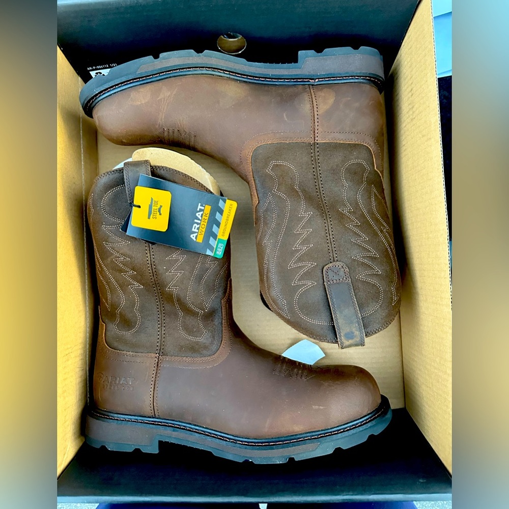 Ariat Groundbreaker Round Toe Steel Toe Boots Men’s 12EE Wide NWT in Box
